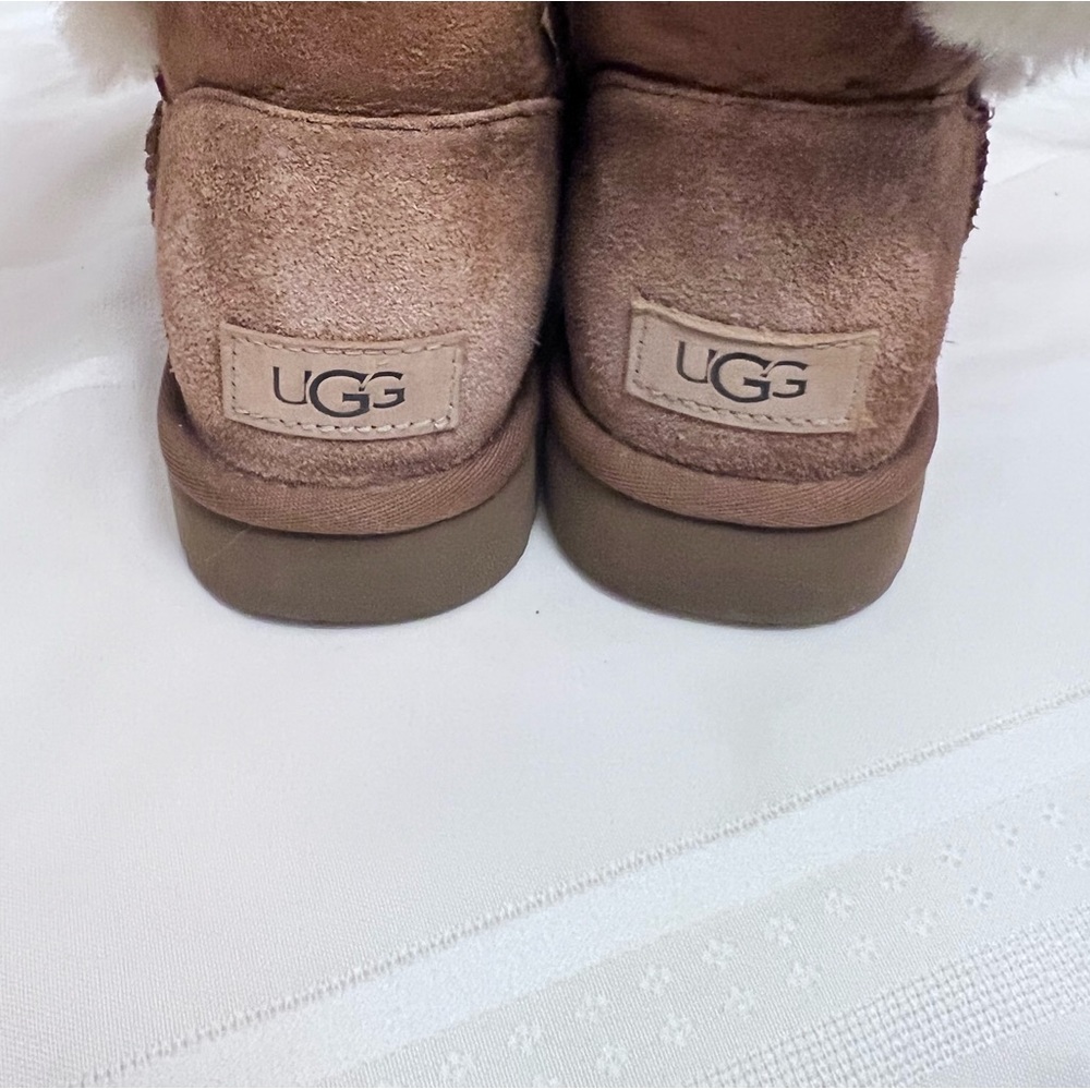 Bailey Button Uggs - image 4